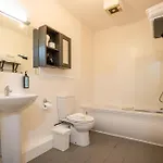 Parnell Corner Apartments