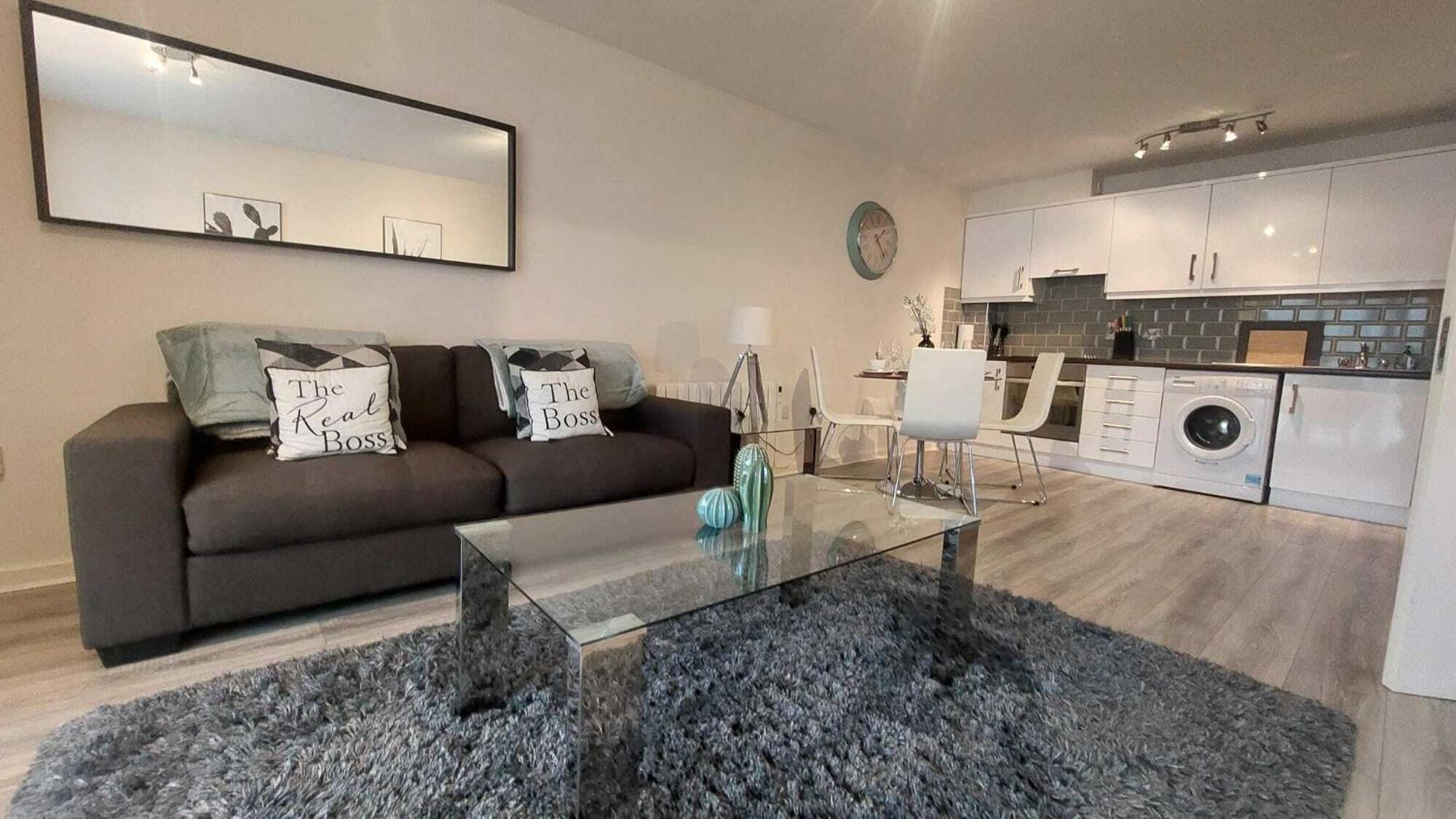 Newly Refurbed 2bd Trinity College & Temple Bar * Dublin