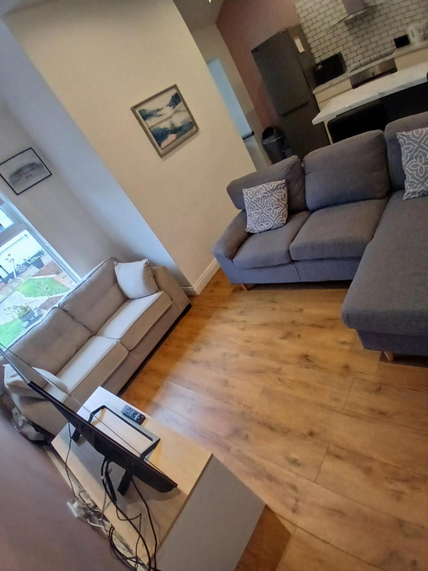 Apartment Self-contained Airport
