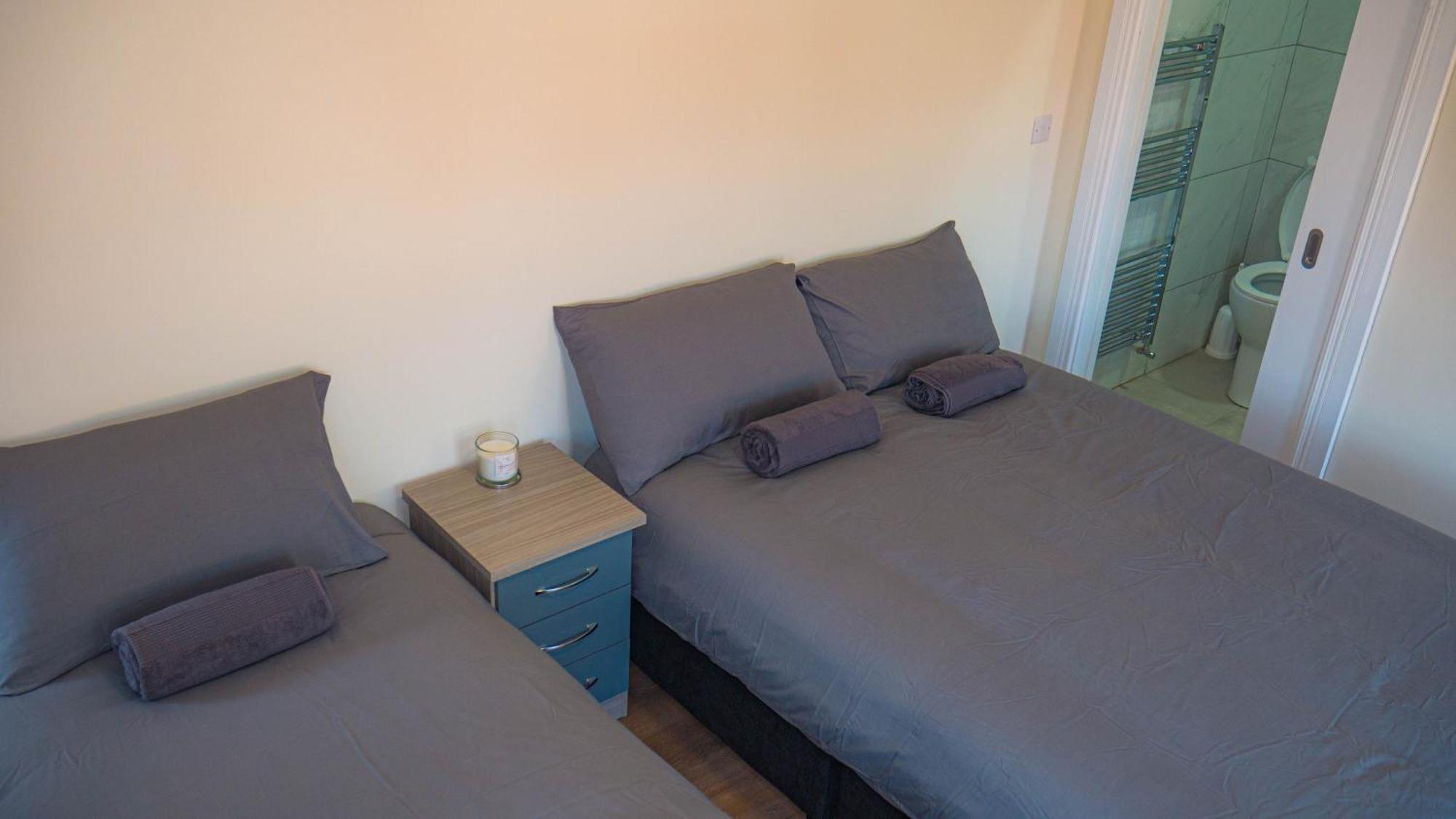 En-suite Triple Near Croke Park - 1 Guest house