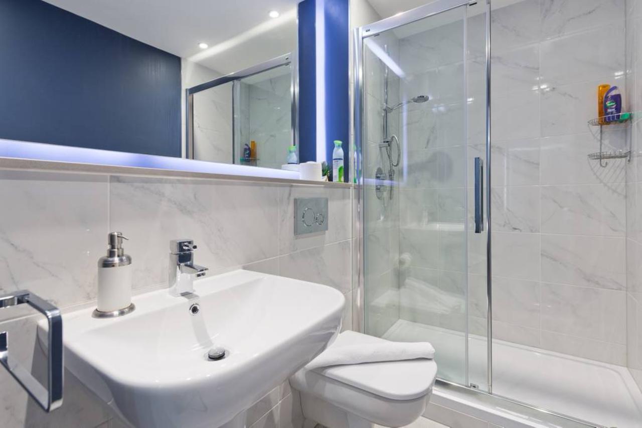Apartment 2 Bedroom Rooftop In Temple Bar Sleeps 6 *