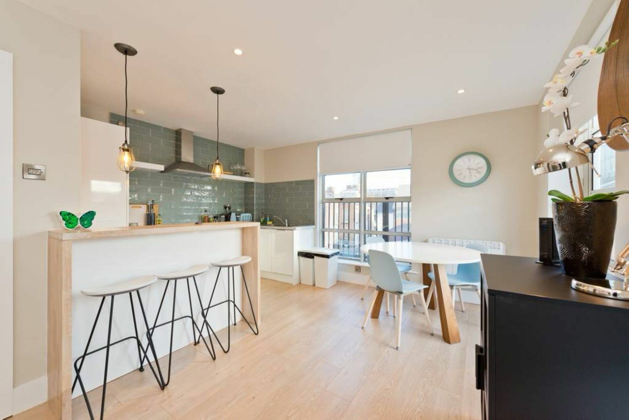 2 Bedroom Rooftop In Temple Bar Sleeps 6 Dublin