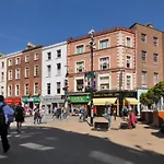 Stunning Dublin City Centre Apartment