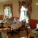 Donnybrook Lodge B&B