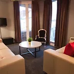 Henry Street Aparthotel