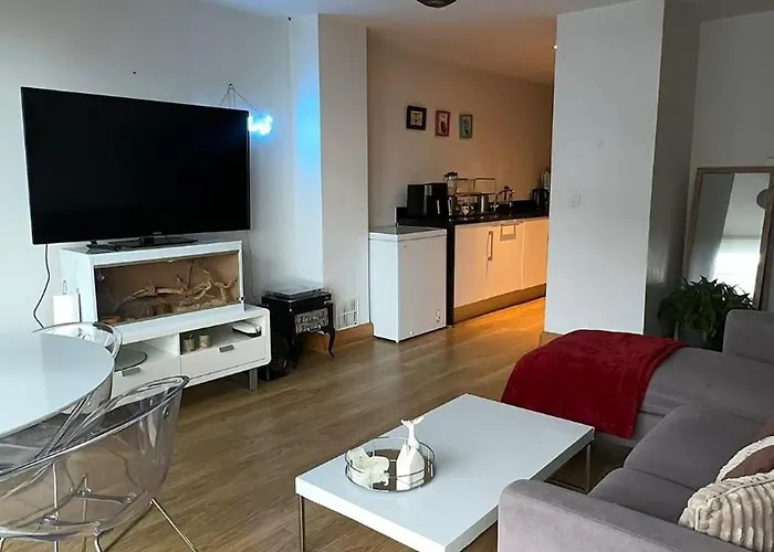 Liffey Three Arena Room