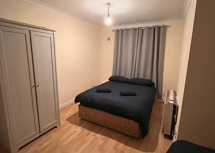 Superb Triple Room By The Spire - 3