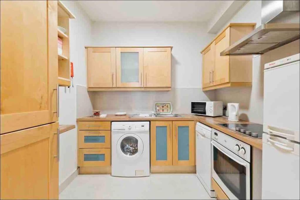 Apartment Luxury Two Bedroom In Dublin