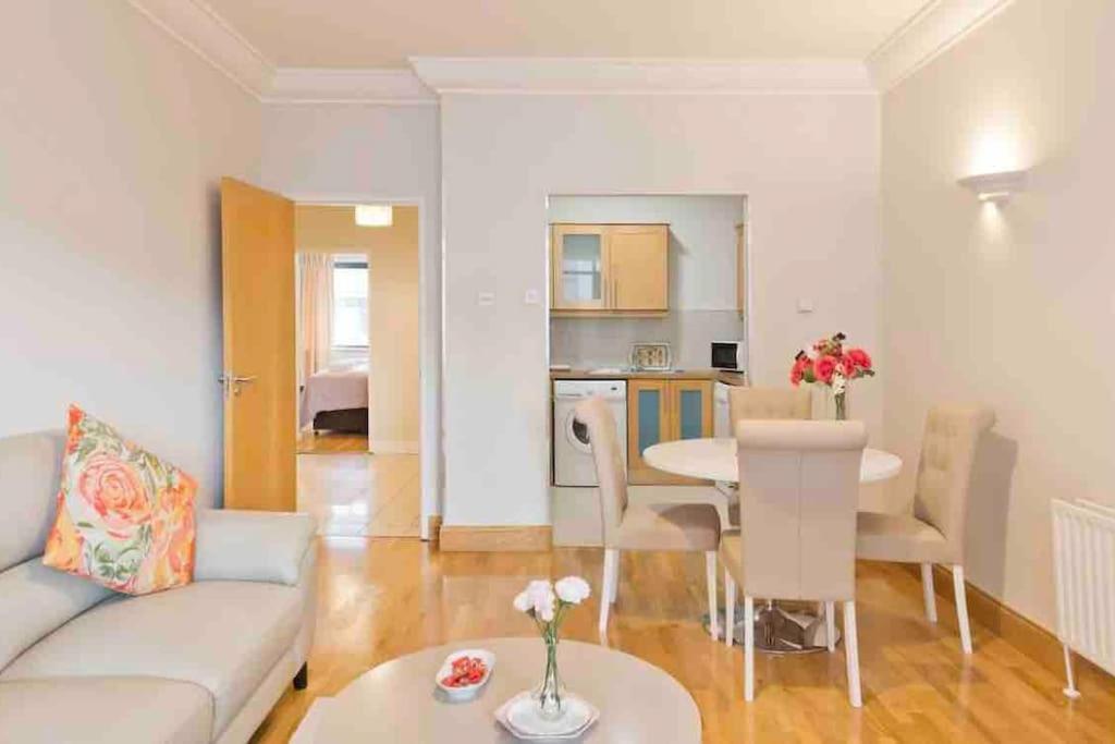 Luxury Two Bedroom In Dublin
