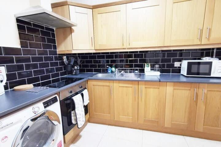 Apartment Very 1bed New Refurbish