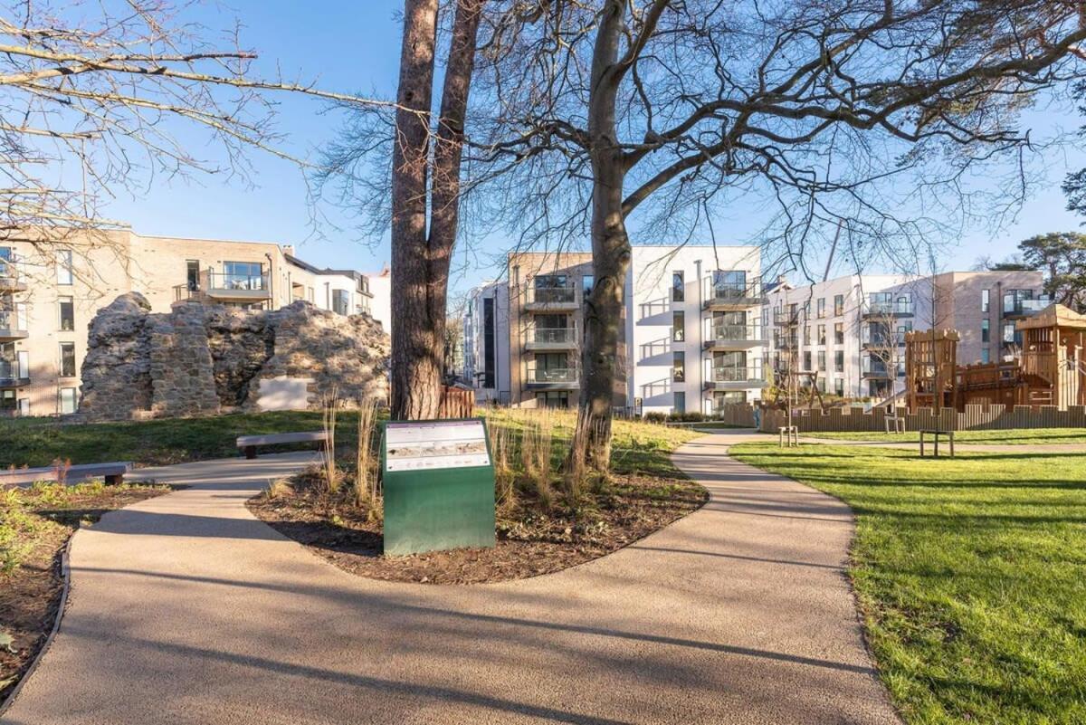 Woodward Square One By At Apartment Dublin
