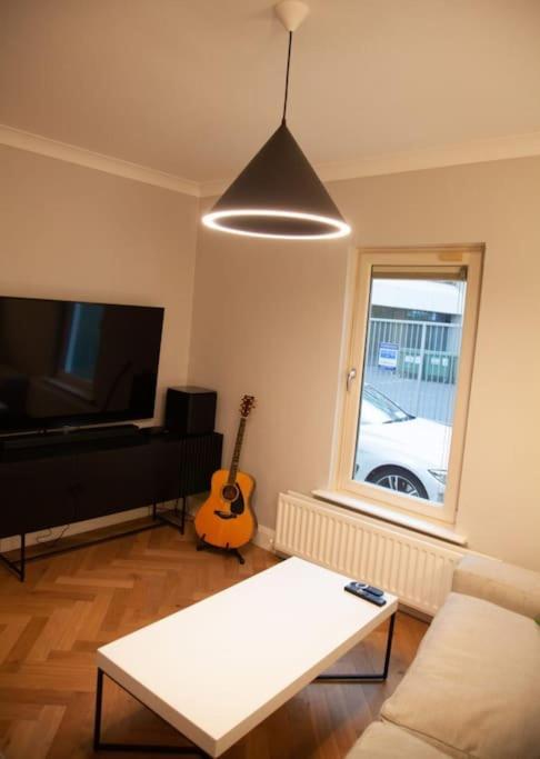 Holiday home Centre House With Terrace *