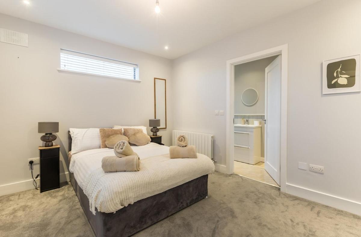 Hot Tub Luxe In The Heart Of Villa Dublin