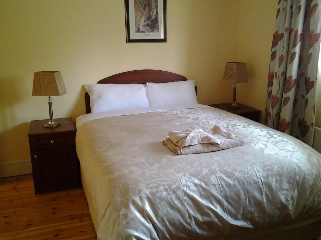 Bed & Breakfast Donnybrook 3*