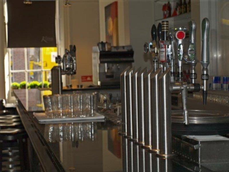 Hotel Leeson