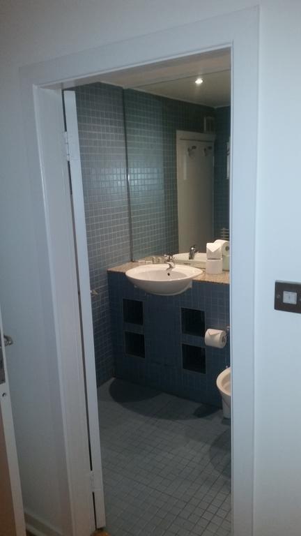 Metrostays - Stephen's 7-3 Apartment