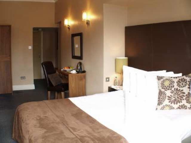 Leeson 3*