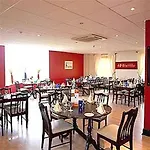 Westpark And Suites