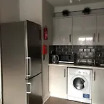 Nice Apt In Dublin City Center.