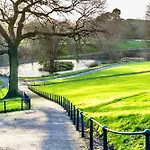 The Garden Luxe Retreat