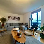 Entire Home In Exclusive Dublin Neighborhood - Comfortably Sleeps Up To 6 Guest