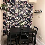 Superb Double Room Near The Spire - 2