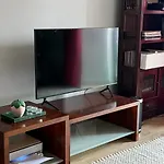 Cozy Double Room In Vibrant Smithfield Apartment