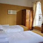 Waltons Hotel