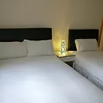 Metrostays - Antiques Quarter