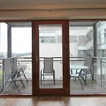 Point Village Modern Apartment