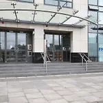 Hanover Dock Suite