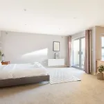 City Centre 1 Bedroom Apartment