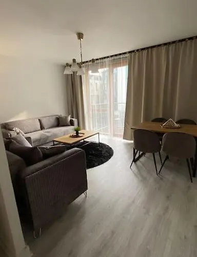 Stunning Modern 2Bed Apt Near Dublin City& Airport