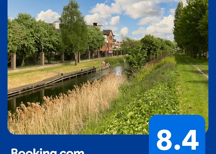 2 Bed 2 Bath Apartment With Canal View