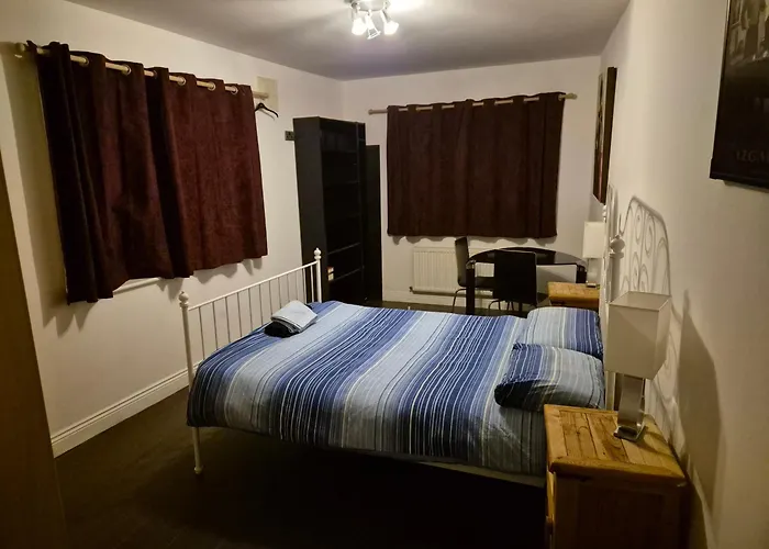 Unique Room Beside Tramline