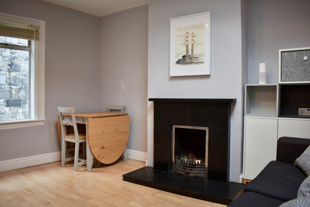 Apartment Charming 2 Bedroom In Location