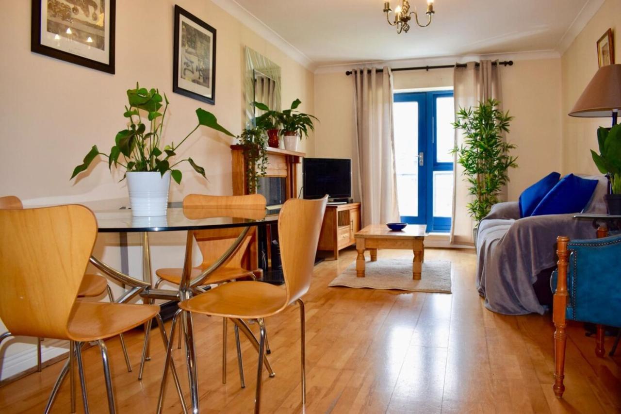 2 Bedroom Beside Merrion Square