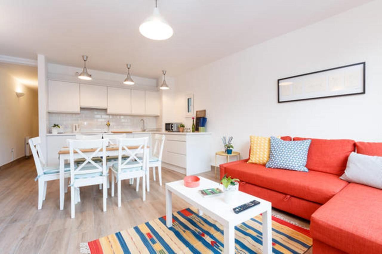 Stylish Soundproof Temple Bar Square Apartment