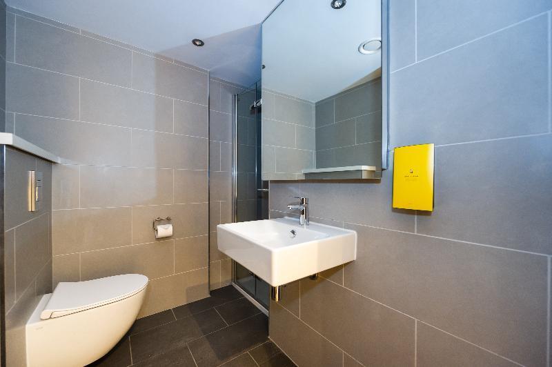 Aparthotel Staycity Castle 4*