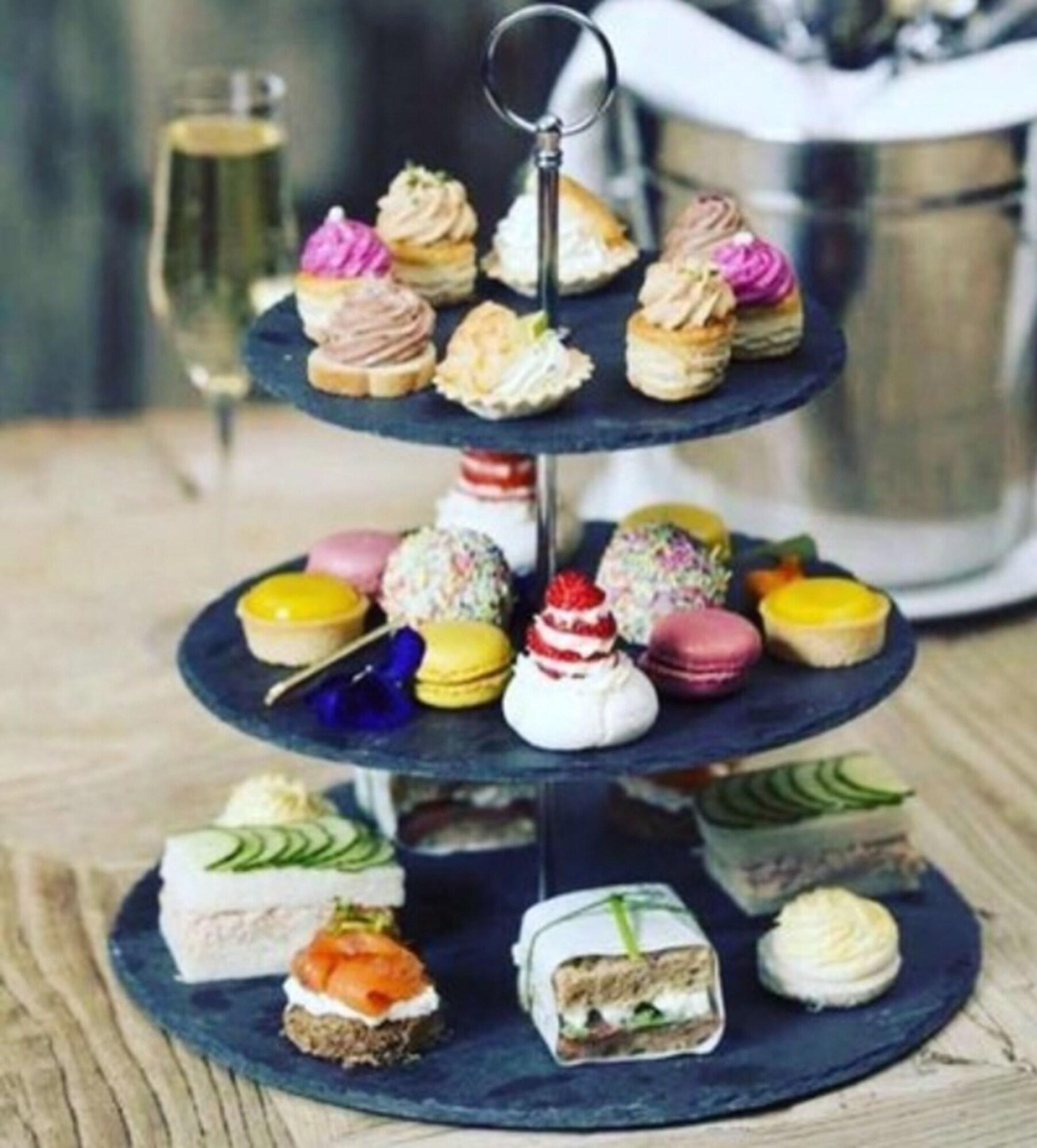 House Hotel