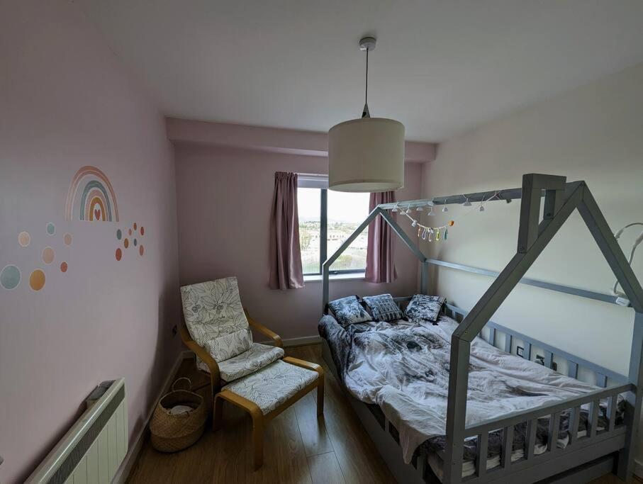 Family Friend & Smart Apartment *