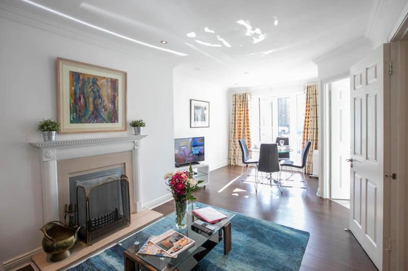 Grand Canal District Apartment