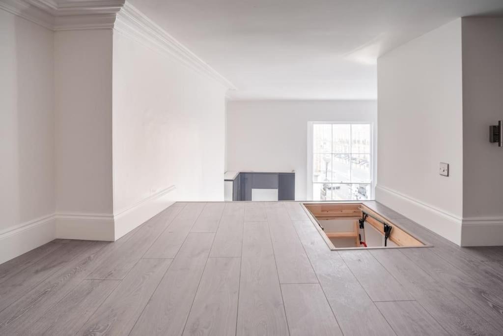 Central Dublin Apartment *