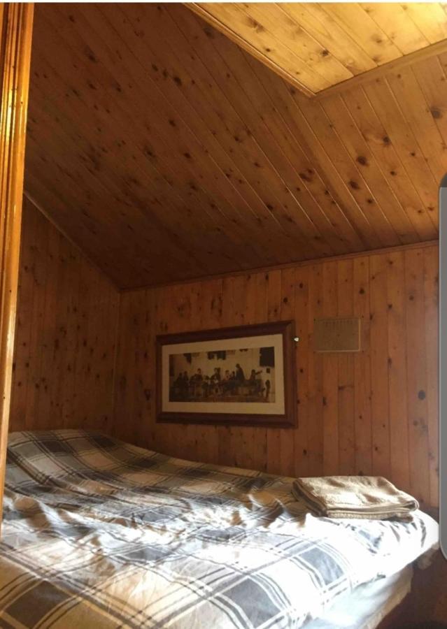 Double Bedroom In Guest house Dublin