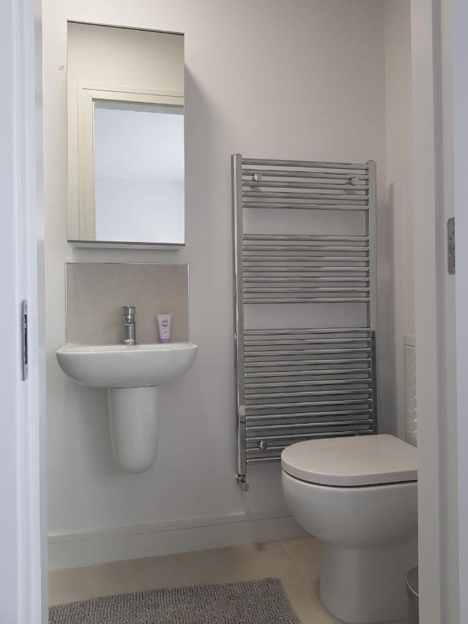 Homestay Barnoaks House - Private Ensuite Bathroom