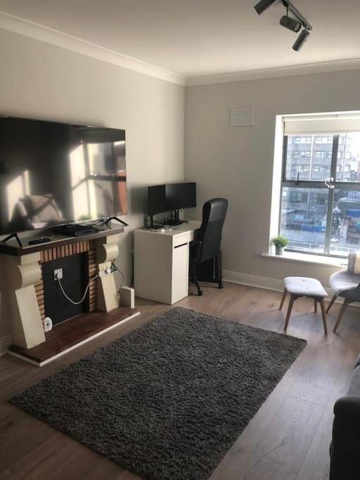 Apartment In Center. *