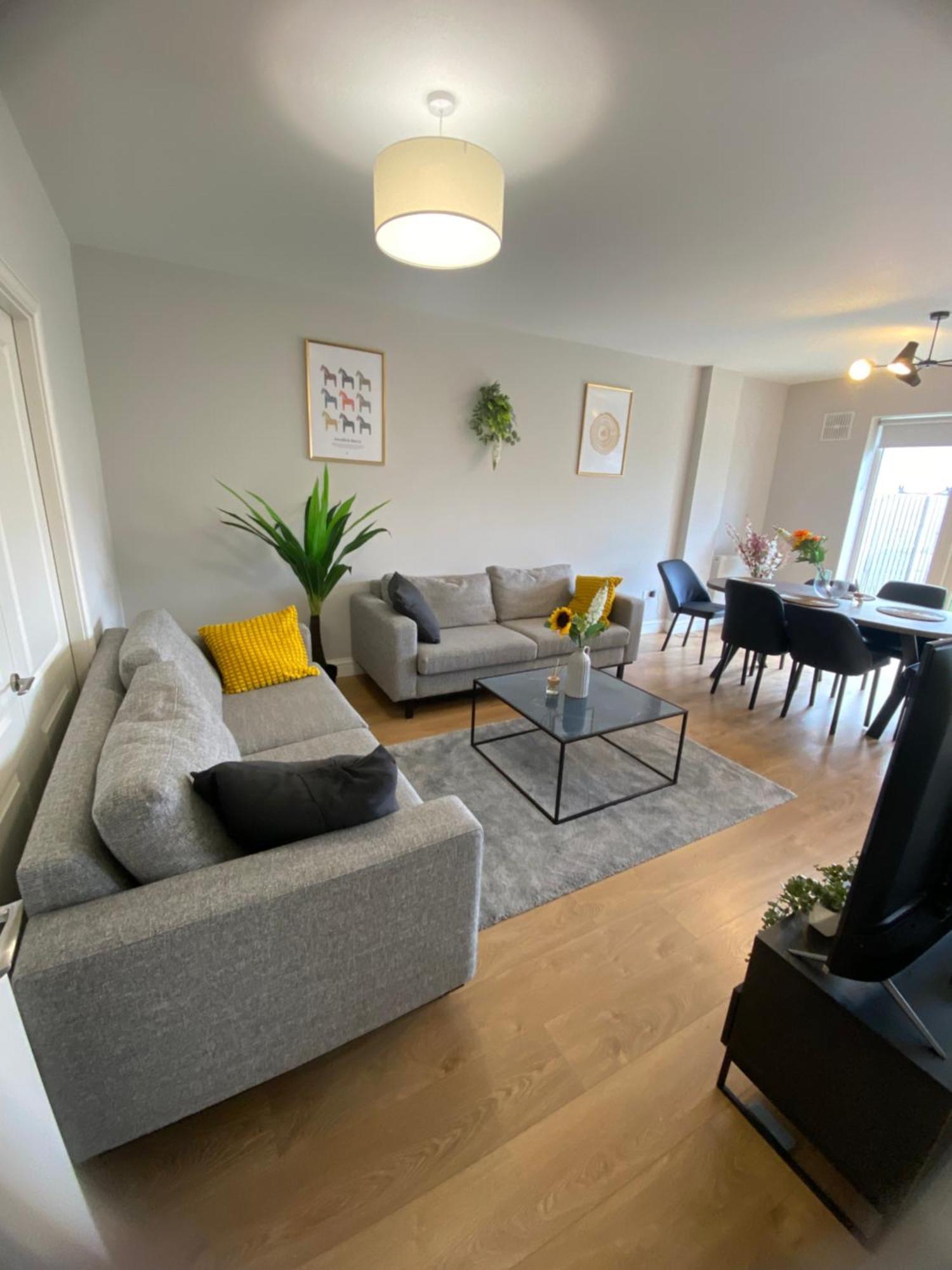 Extra Large In New House At Citywest