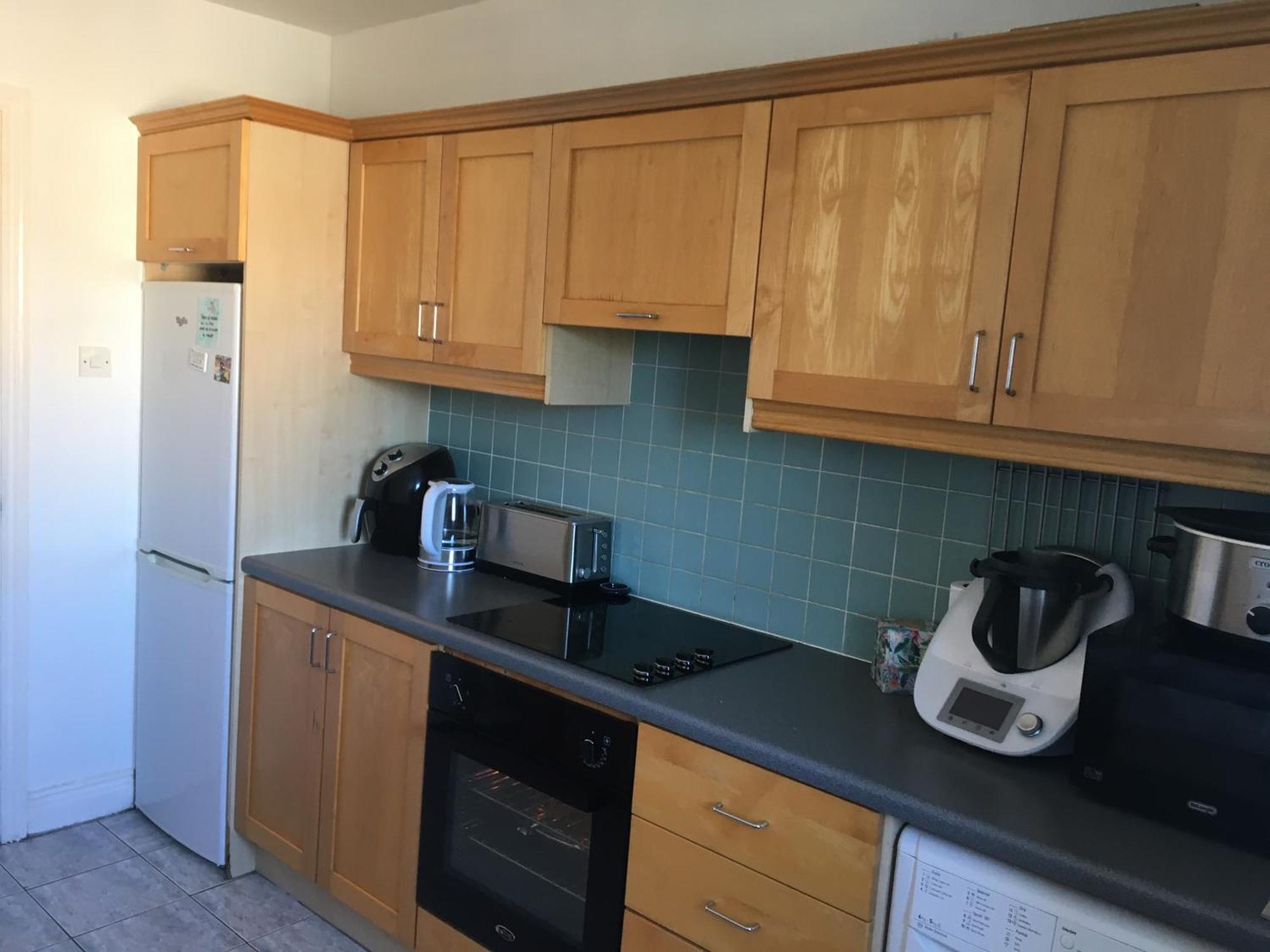 Spacious 3 Bedroom With Parking Apartment