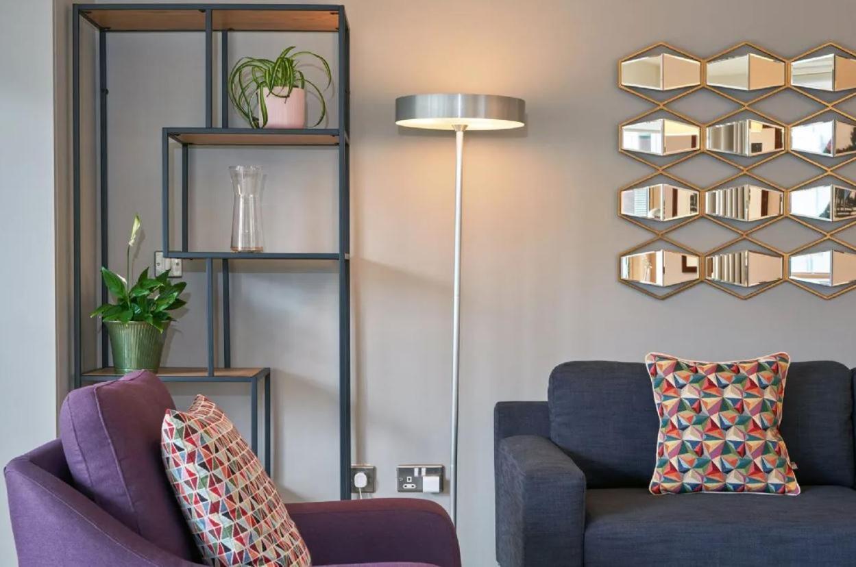 Large Stylish Bright & Luxurious 2 Bed * Dublin