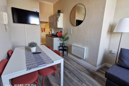 Apartment Cosy Near Oconnell St Reliable Fast Wifi *